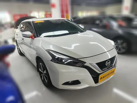 Nissan Bluebird