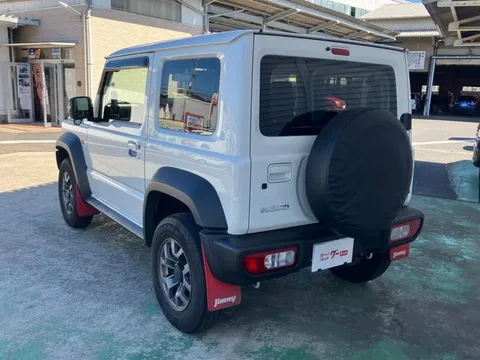 Suzuki Jimny Sierra