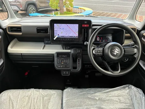 Suzuki Spacia