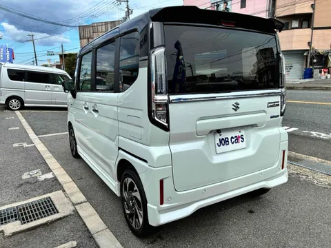 Suzuki Spacia Custom