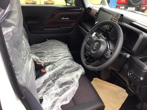 Suzuki Spacia Custom