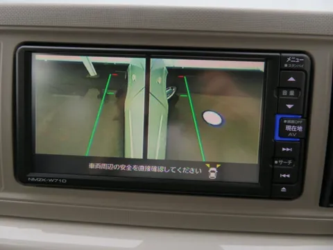 Daihatsu Mira Tocot