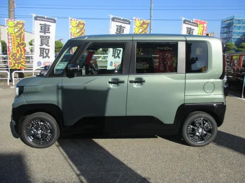 Mitsubishi Delica Mini