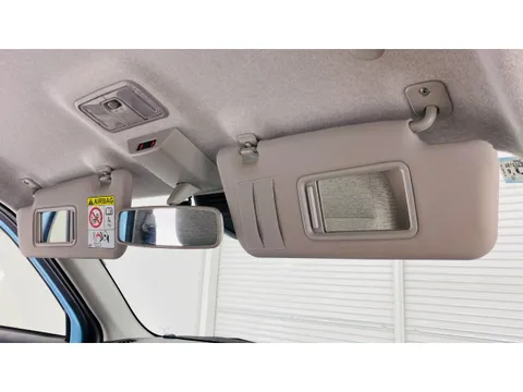 Daihatsu Mira Tocot