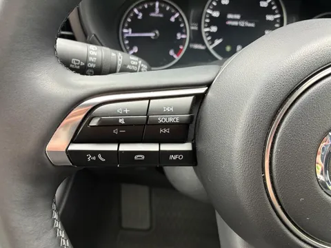 Mazda MAZDA3 Fastback