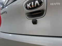 Kia Deluxe