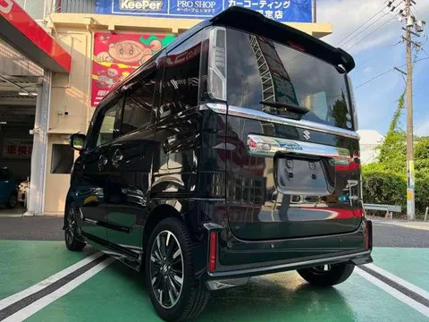 Suzuki Spacia Custom