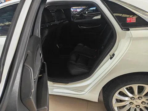 Cadillac XTS