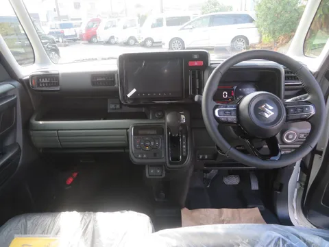 Suzuki Spacia Gear