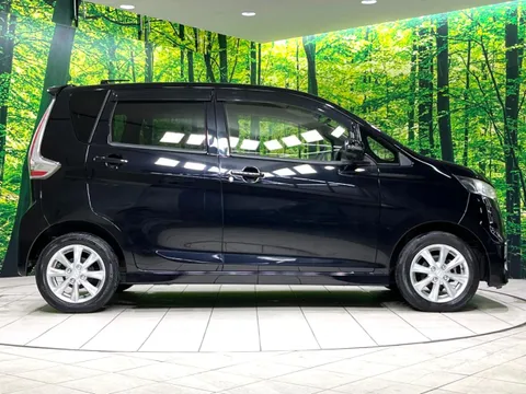 Mitsubishi eK Custom