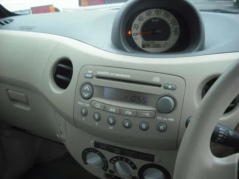 Daihatsu Esse