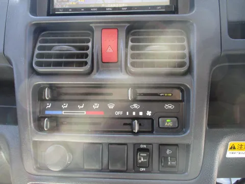 Nissan Clipper Truck