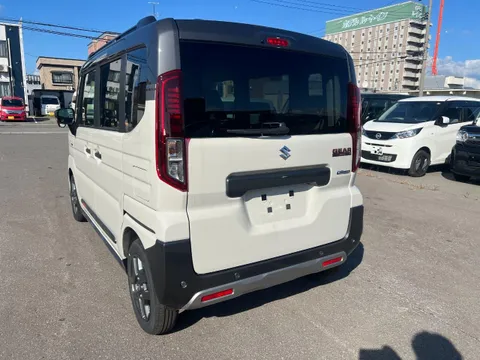 Suzuki Spacia