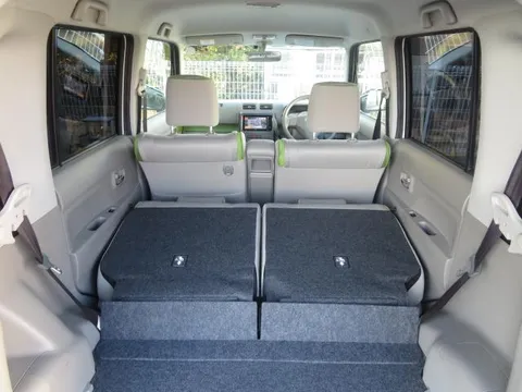 Toyota Pixis Space