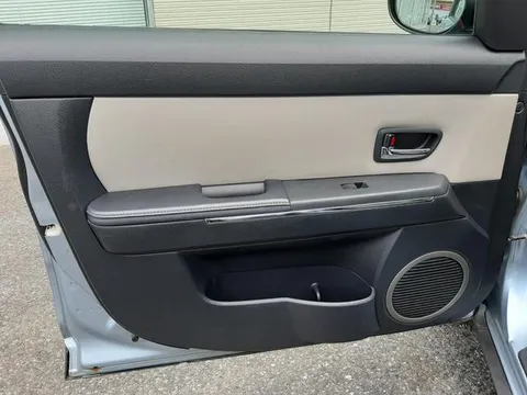 Mazda Verisa
