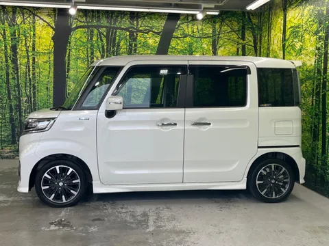 Suzuki Spacia Custom