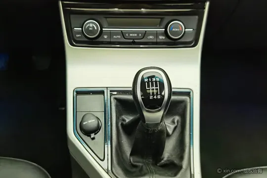 Geely Emgrand GL