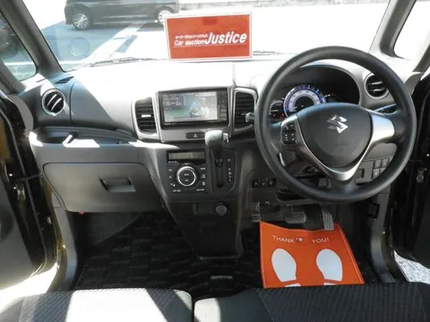 Suzuki Spacia Custom Z