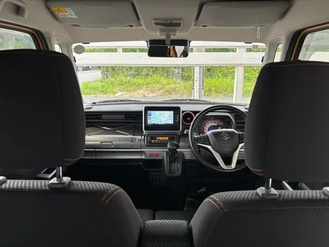 Suzuki Spacia Gear