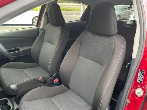 Toyota Yaris (Vitz)