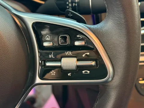 Mercedes-Benz Mercedes-Benz GLC
