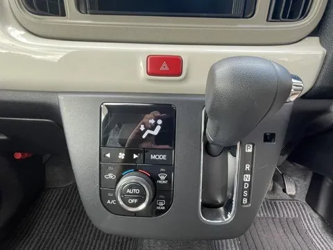 Daihatsu Mira Tocot