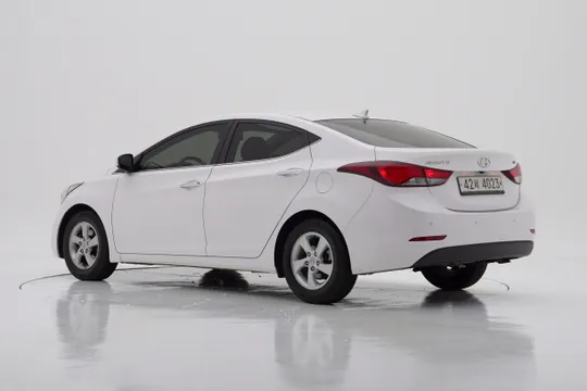 Hyundai Elantra (Avante)