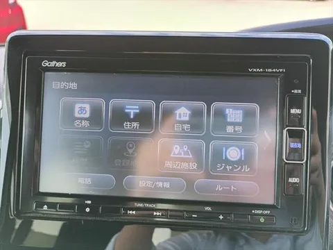Honda N-BOX Custom