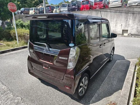 Mitsubishi eK Space Custom