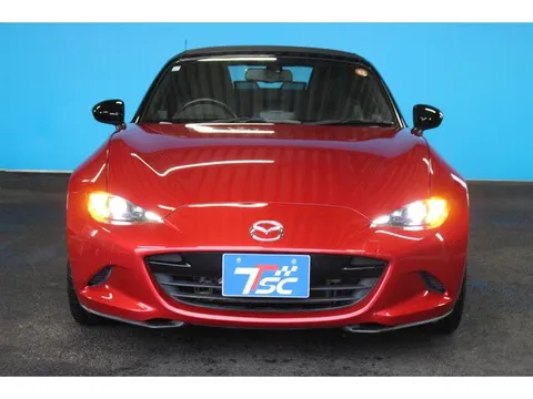 Mazda MX-5 (Roadster)