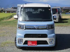 Toyota Pixis Mega