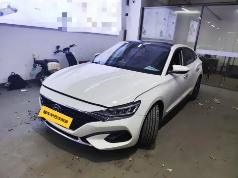 Hyundai Festa