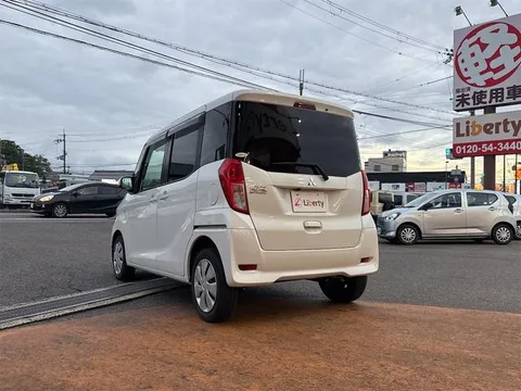 Mitsubishi eK Space