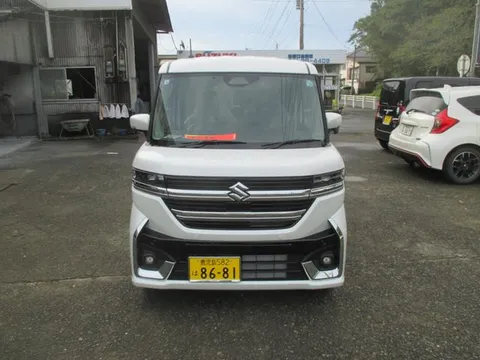Suzuki Spacia Custom