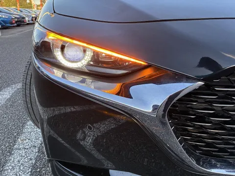 Mazda MAZDA3 Sedan