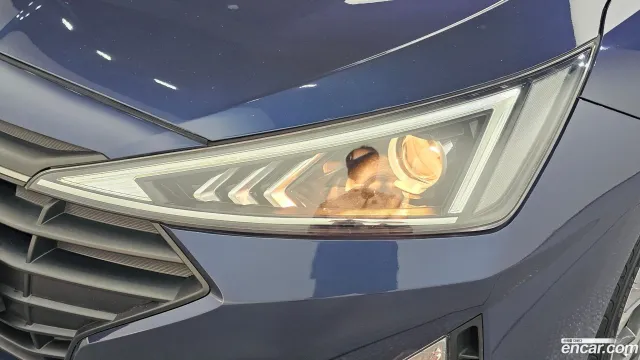 Hyundai Elantra (Avante)