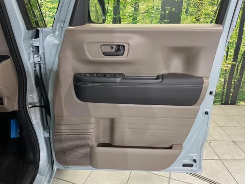 Honda N-BOX Joy