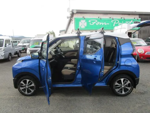 Mitsubishi eK X