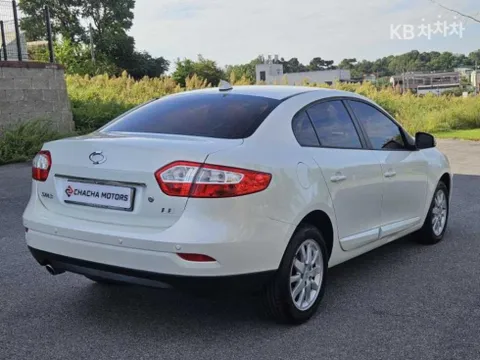 Renault SM3