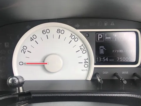 Daihatsu Mira Tocot