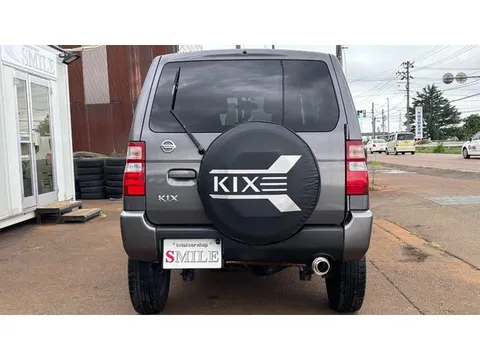 Nissan KIX