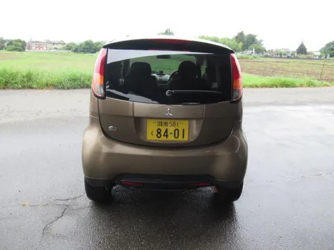 Mitsubishi I