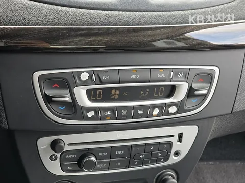 Renault SM3