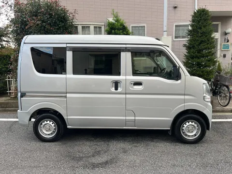 Nissan Clipper
