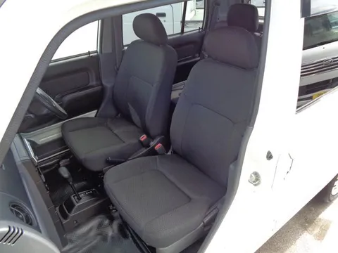 Daihatsu Naked