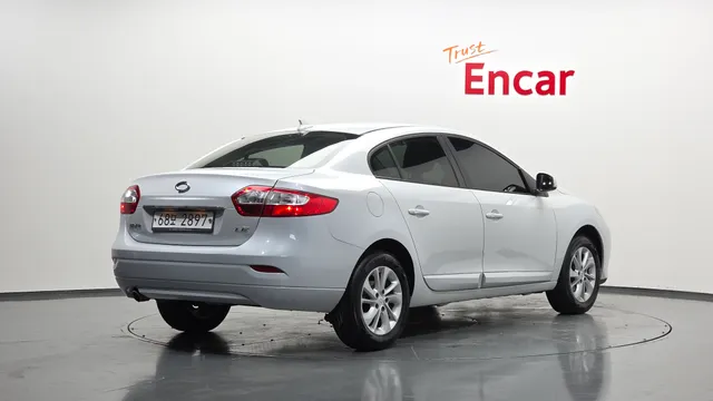 Renault SM3