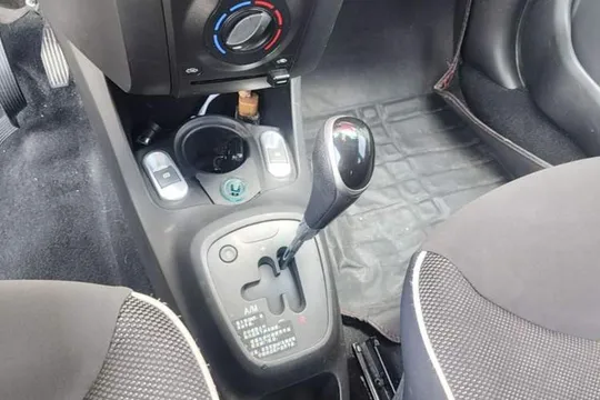 BYD F0