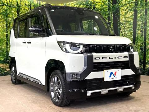 Mitsubishi Delica Mini