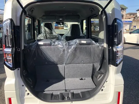 Suzuki Spacia Custom