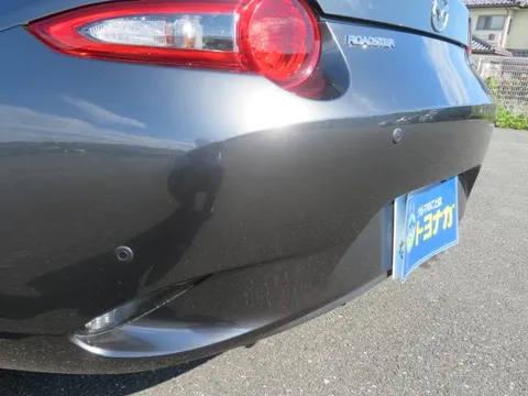Mazda MX-5 (Roadster)